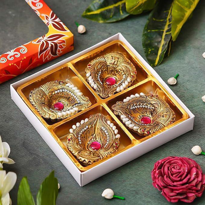 designer-diya-set-for-festive-home-decor-gifting